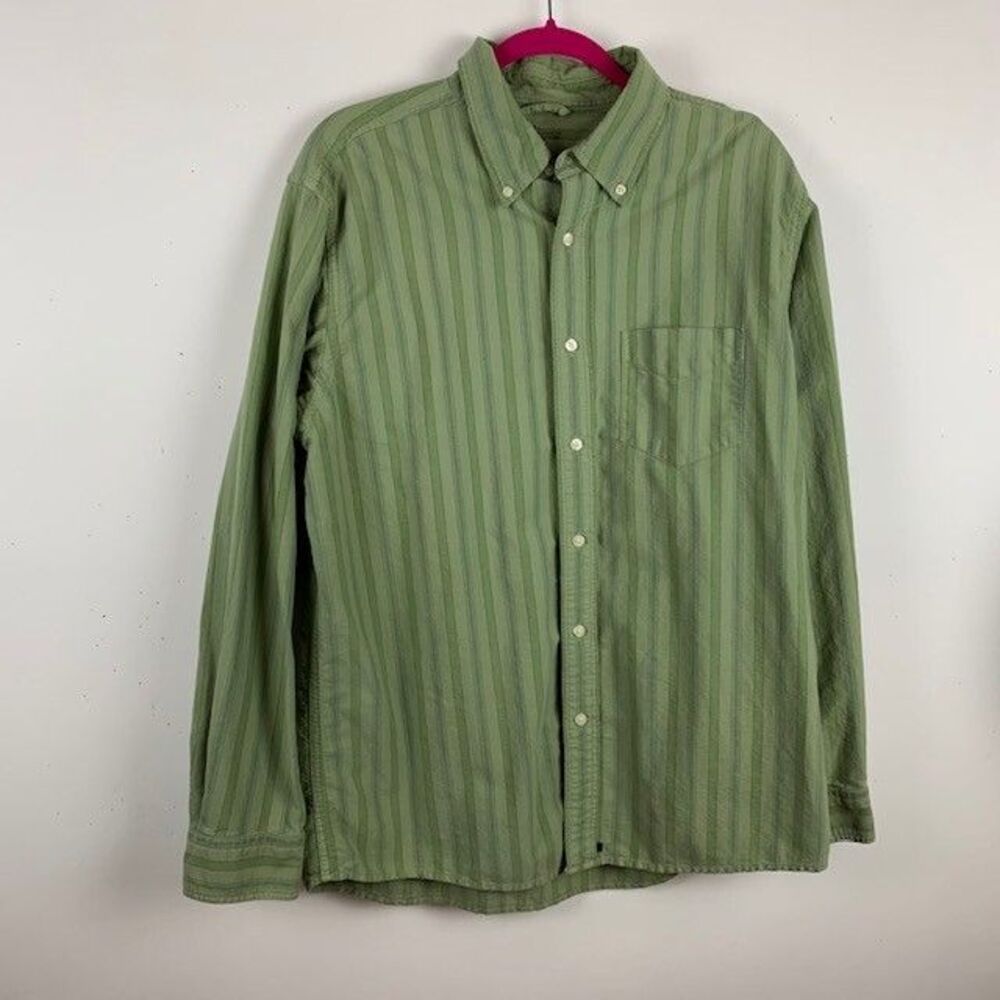 Gap Classic Fit Large Mens Shirt Green Long Sleeve Button Front Collared